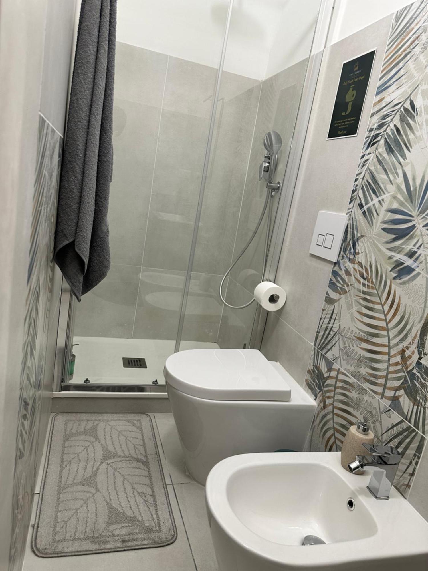 Casa Carmeli Bed and Breakfast Napoli Esterno foto
