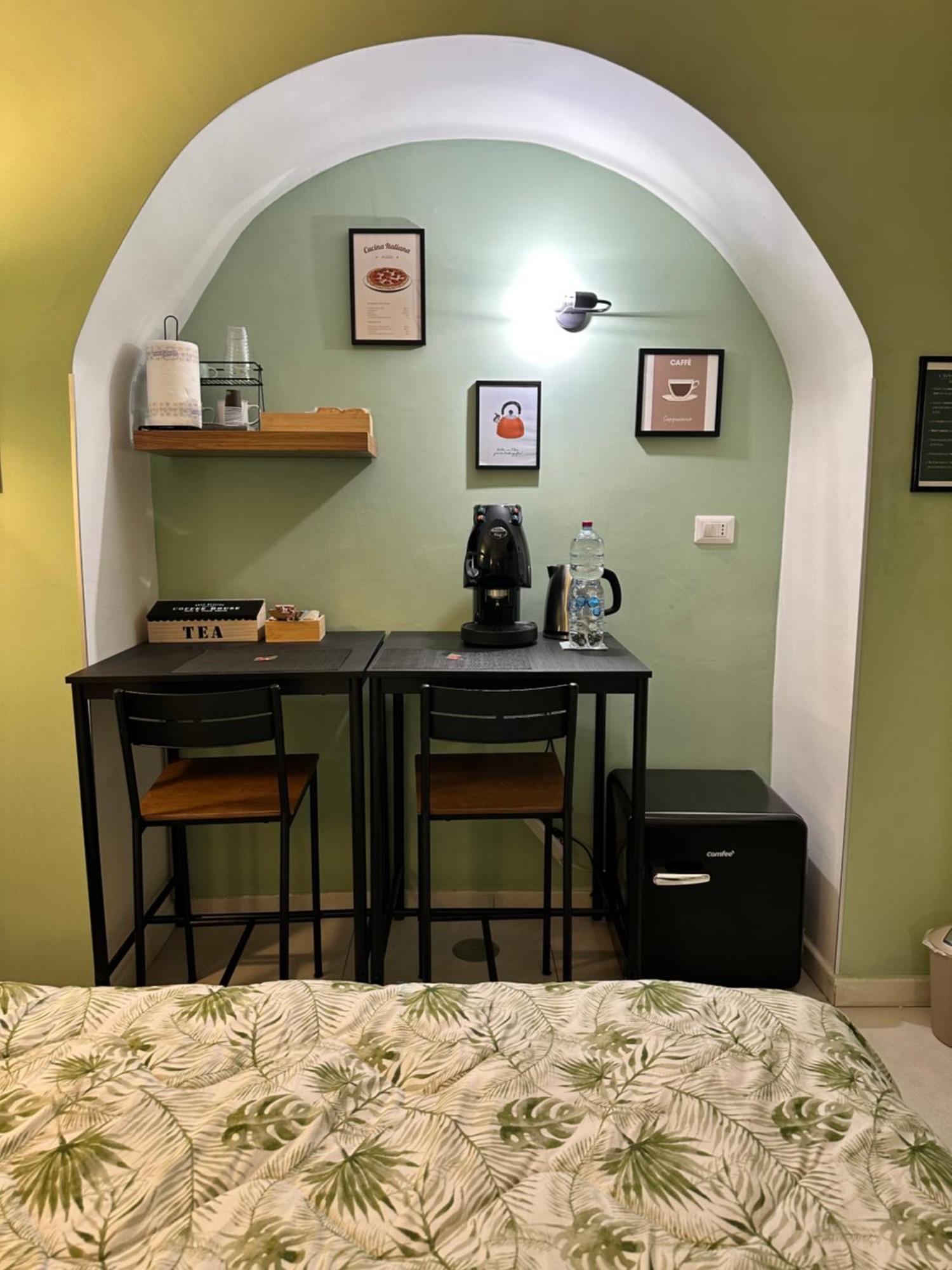 Casa Carmeli Bed and Breakfast Napoli Esterno foto